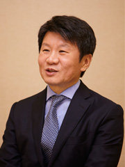 Mr. Mong Gyu CHUNG (Korea Republic)